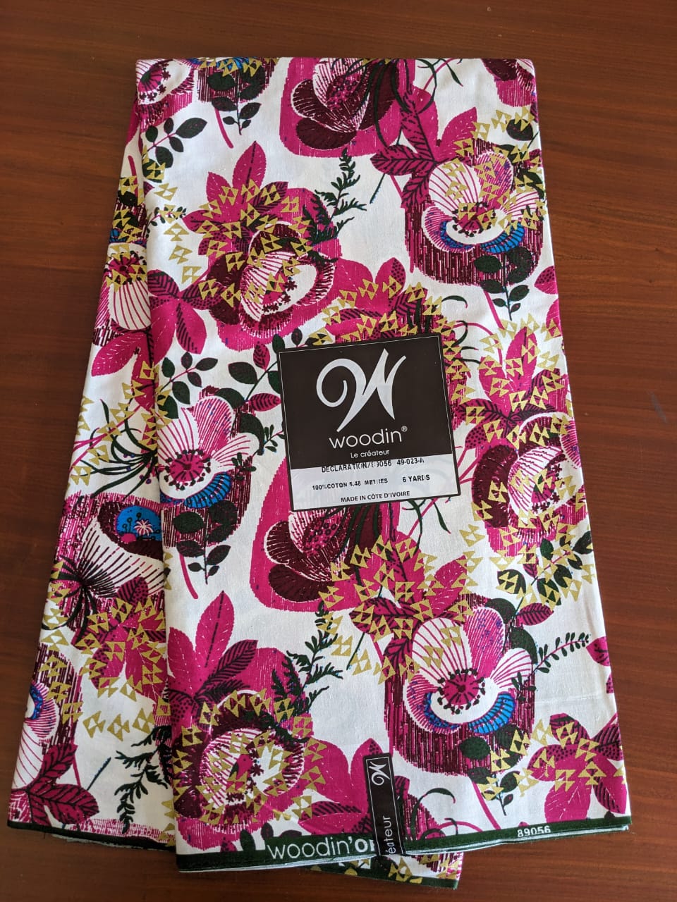 Pagne Woodin Or (Métallique) 6 Yards